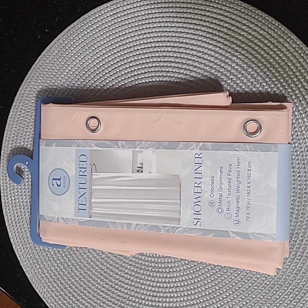 Aura Textured Shower Liner